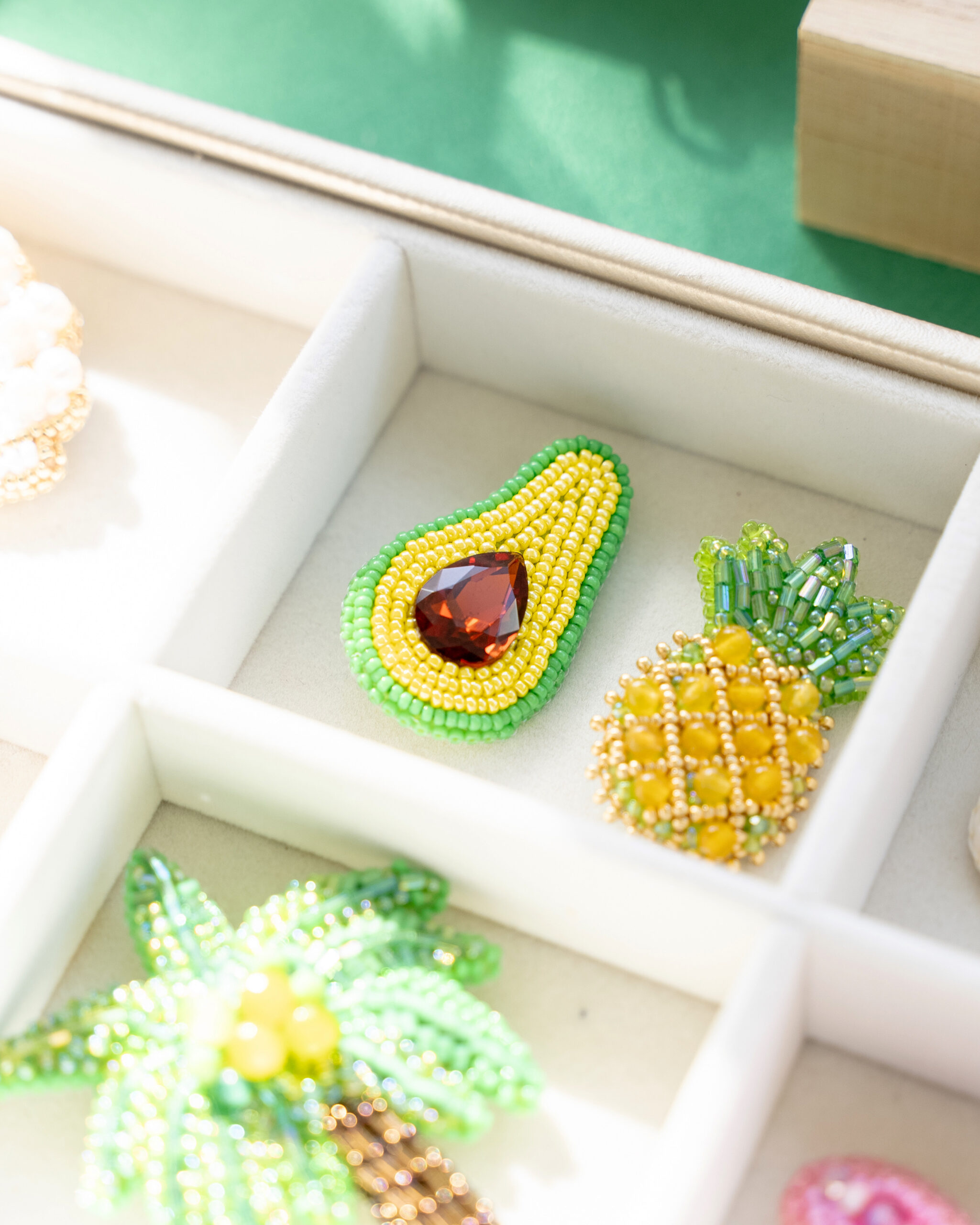 aguacate y piña SulBrooch